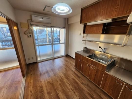 �y���̑��z�@���r���O