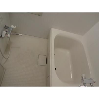 �y���̑��z�@�o�X�^�V�����[