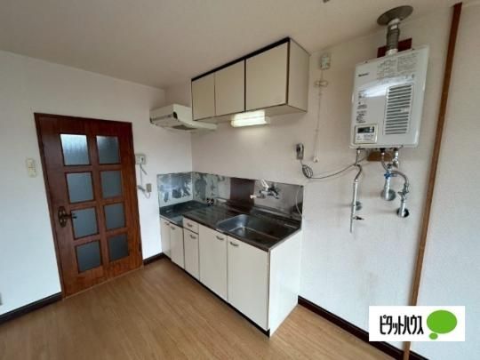 �y���̑��z�@�L�b�`��