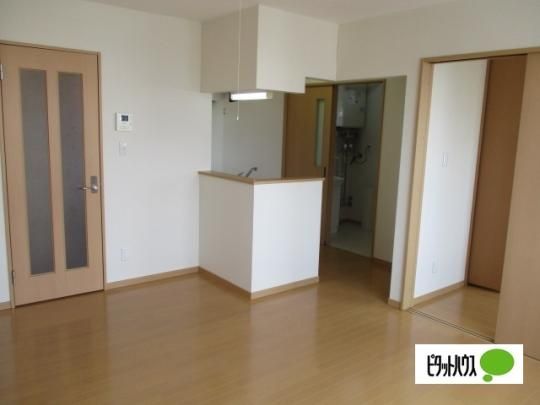 �y���̑��z�@���r���O