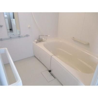 �y���̑��z�@�o�X�^�V�����[