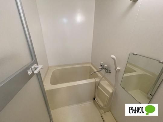 �y���̑��z�@�o�X�^�V�����[