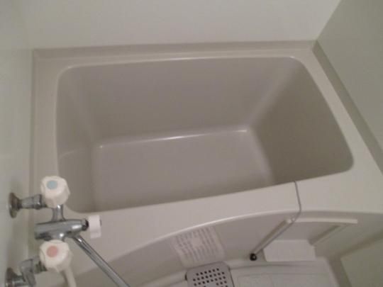 �y���̑��z�@�o�X�^�V�����[