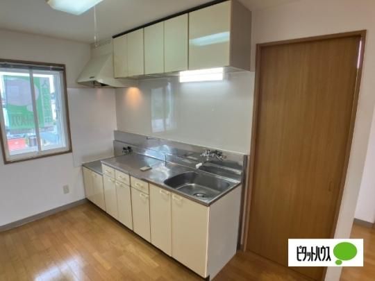 �y���̑��z�@�L�b�`��