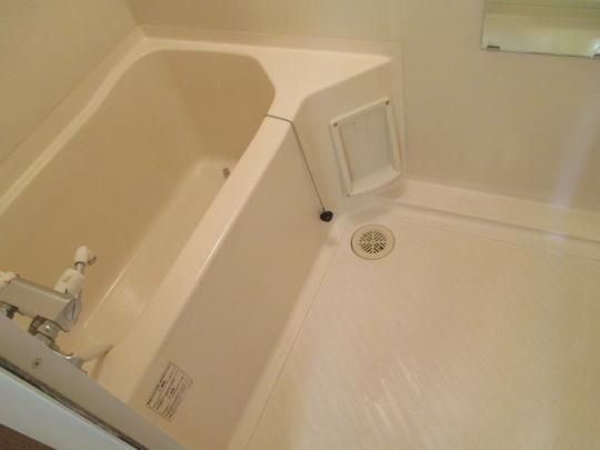 �y���̑��z�@�o�X�^�V�����[