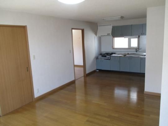 �y���̑��z�@���r���O