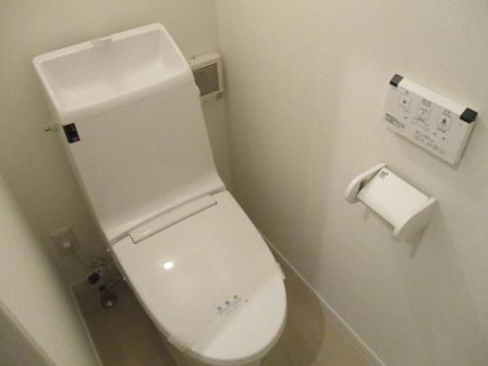 �y���̑��z�@�g�C��