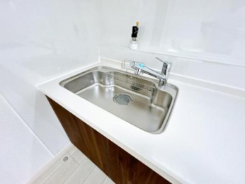 �@���̑������E�X�y�[�X