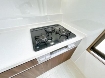 �@���̑������E�X�y�[�X