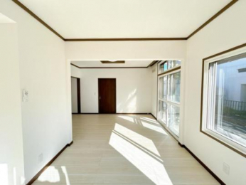 �@���̑������E�X�y�[�X