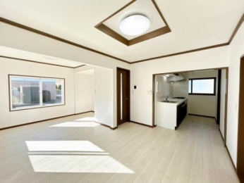 �@���̑������E�X�y�[�X