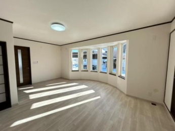 �@���̑������E�X�y�[�X