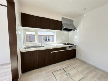 �@���̑������E�X�y�[�X