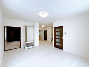 �@���̑������E�X�y�[�X