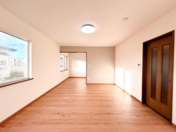 �@���̑������E�X�y�[�X