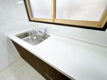 �@���̑������E�X�y�[�X