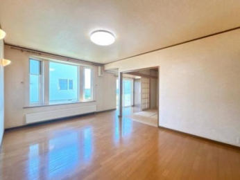 �@���̑������E�X�y�[�X