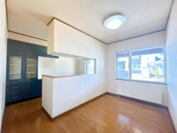 �@���̑������E�X�y�[�X