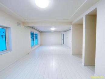 �@���̑������E�X�y�[�X