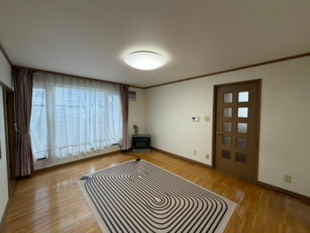 �@���̑������E�X�y�[�X