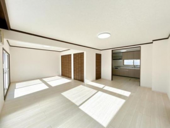 �@���̑������E�X�y�[�X