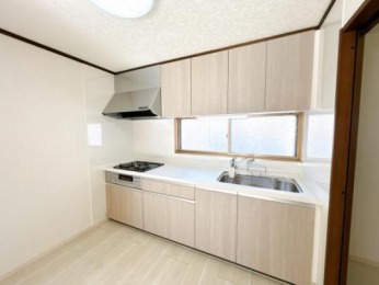 �@���̑������E�X�y�[�X