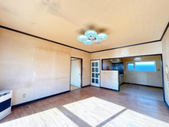 �@���̑������E�X�y�[�X