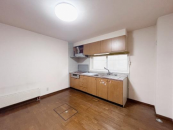 �@���̑������E�X�y�[�X