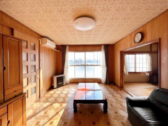 �@���̑������E�X�y�[�X