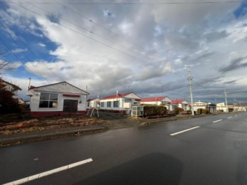 �@�������}����:905m