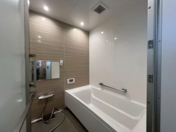 �@���̑������E�X�y�[�X