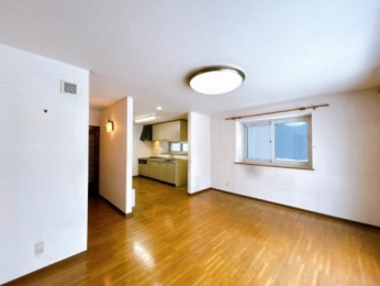 �@���̑������E�X�y�[�X