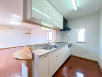 �@���̑������E�X�y�[�X