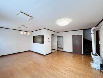 �@���̑������E�X�y�[�X