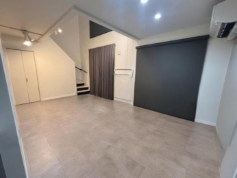 �@���̑������E�X�y�[�X