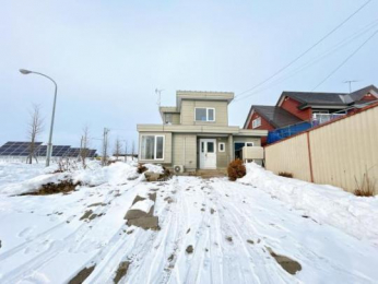 �@���X���}����:919m