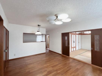 �@���̑������E�X�y�[�X