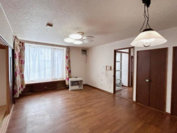 �@���̑������E�X�y�[�X