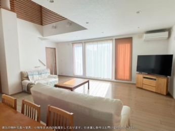 �@���̑������E�X�y�[�X