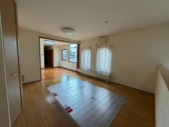 �@���̑������E�X�y�[�X