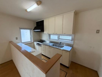 �@���̑������E�X�y�[�X