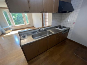 �@���̑������E�X�y�[�X