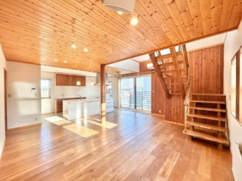 �@���̑������E�X�y�[�X