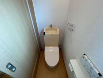 �@-